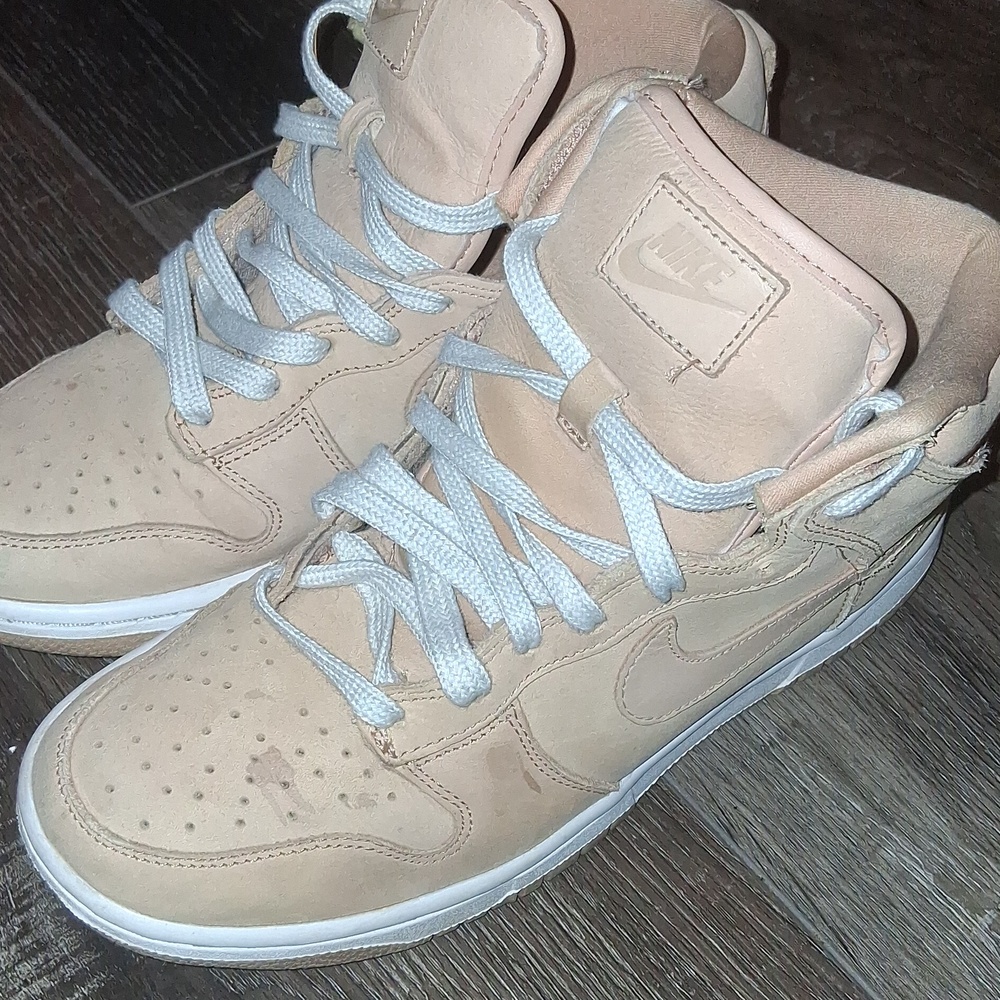 Nike Dunk High Womens